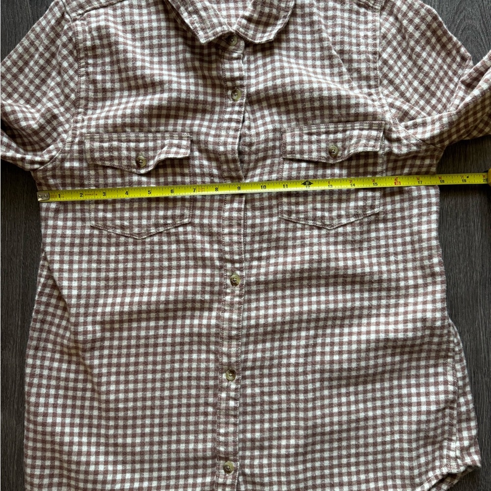 O'Neill Tan and White Plaid Button-Down Shirt - Picture 6 of 7